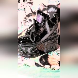 Black YRU QOSMO Moon and Star reflective platform sneaker size 7